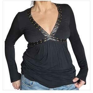 Black Studded V-Neck Long Sleeve Top